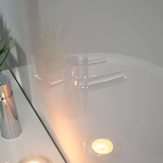 10mm White Gloss Shower Panel – 1M x 2.4M Size