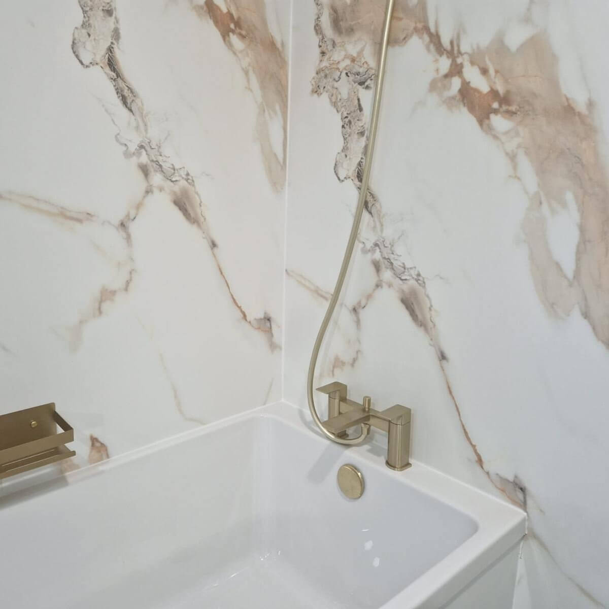 10mm Calacatta Marble Ultra-Matt Shower Panel