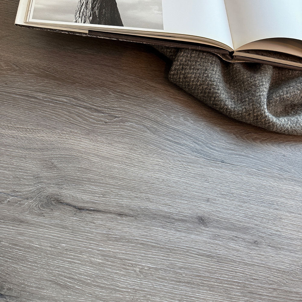 Pebble Grey Oak SPC Vinyl Flooring 2.233m2 per pack of 10