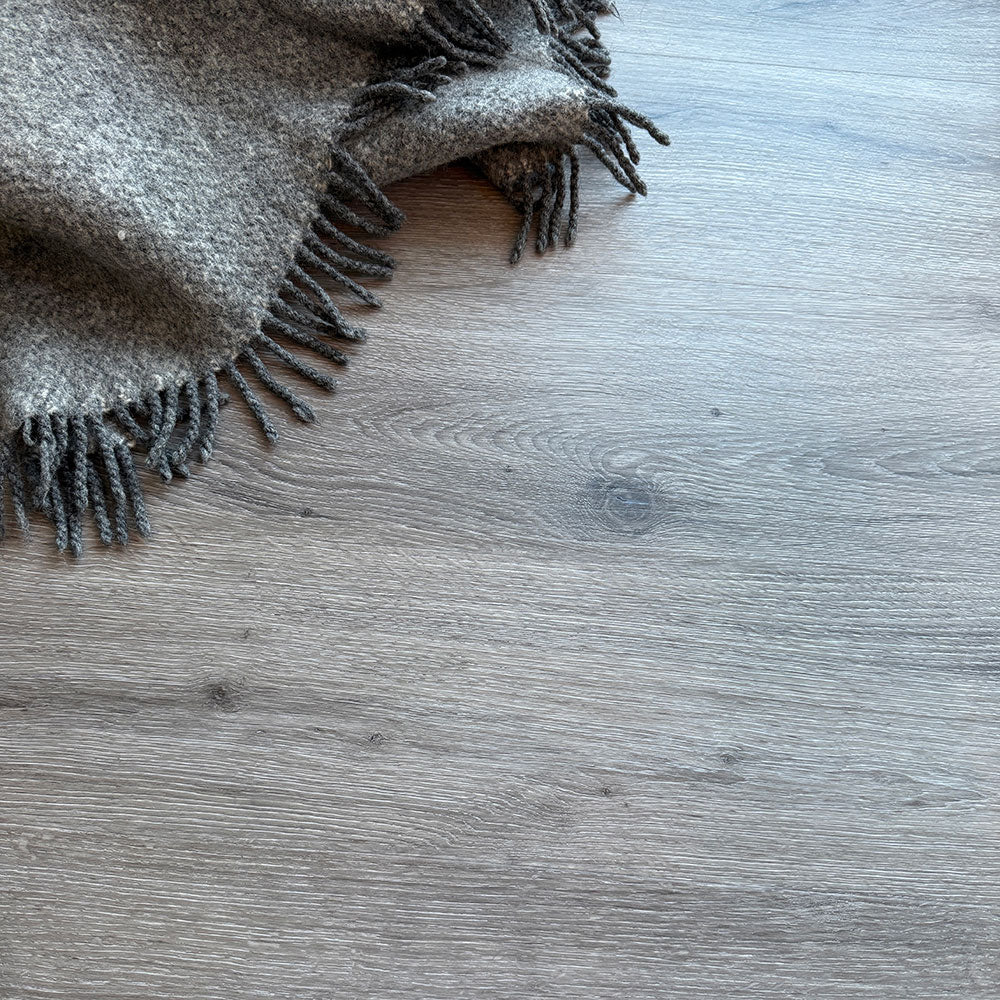 Pebble Grey Oak SPC Vinyl Flooring 2.233m2 per pack of 10